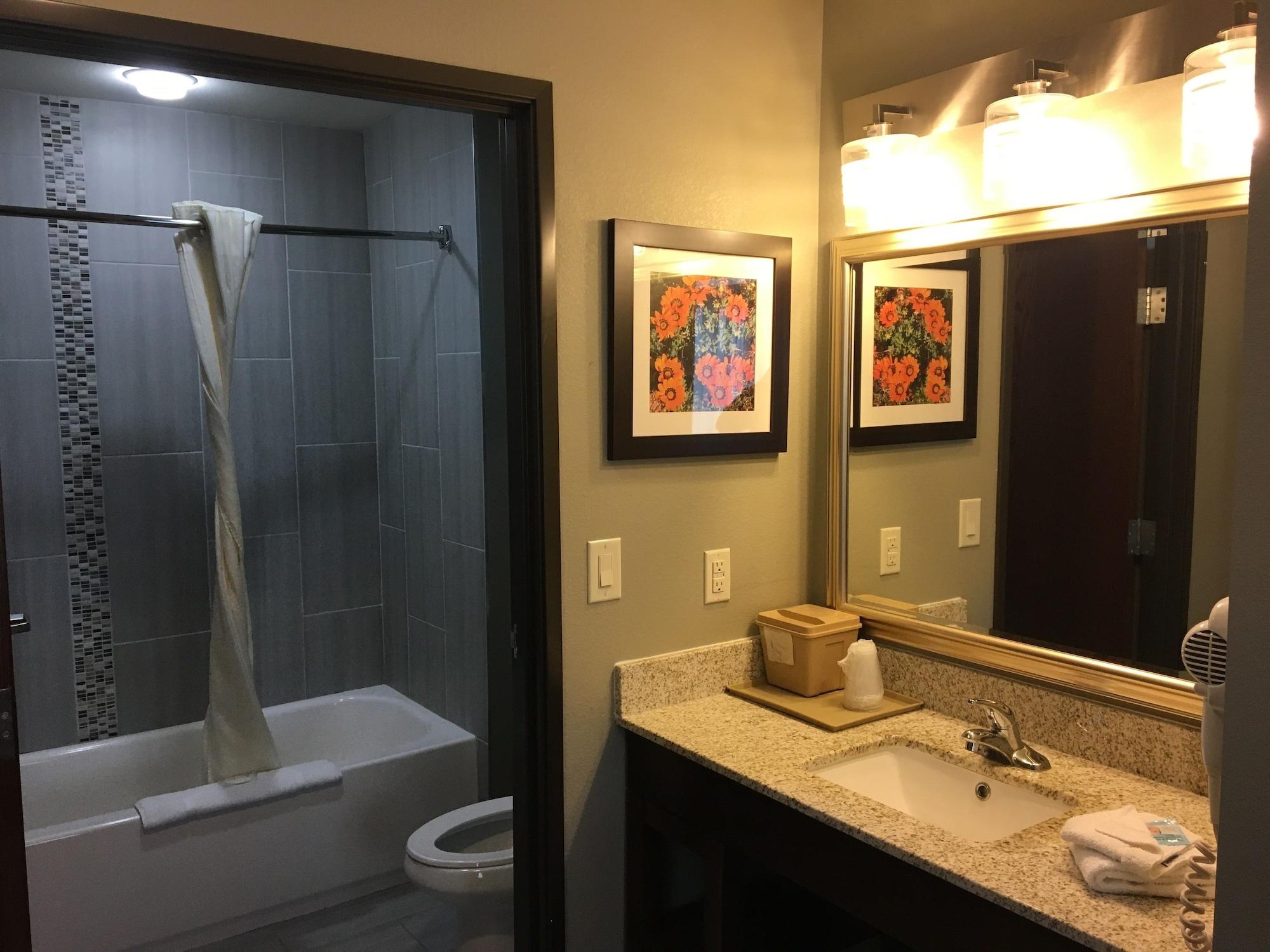 הובס Mainstay Suites מראה חיצוני תמונה