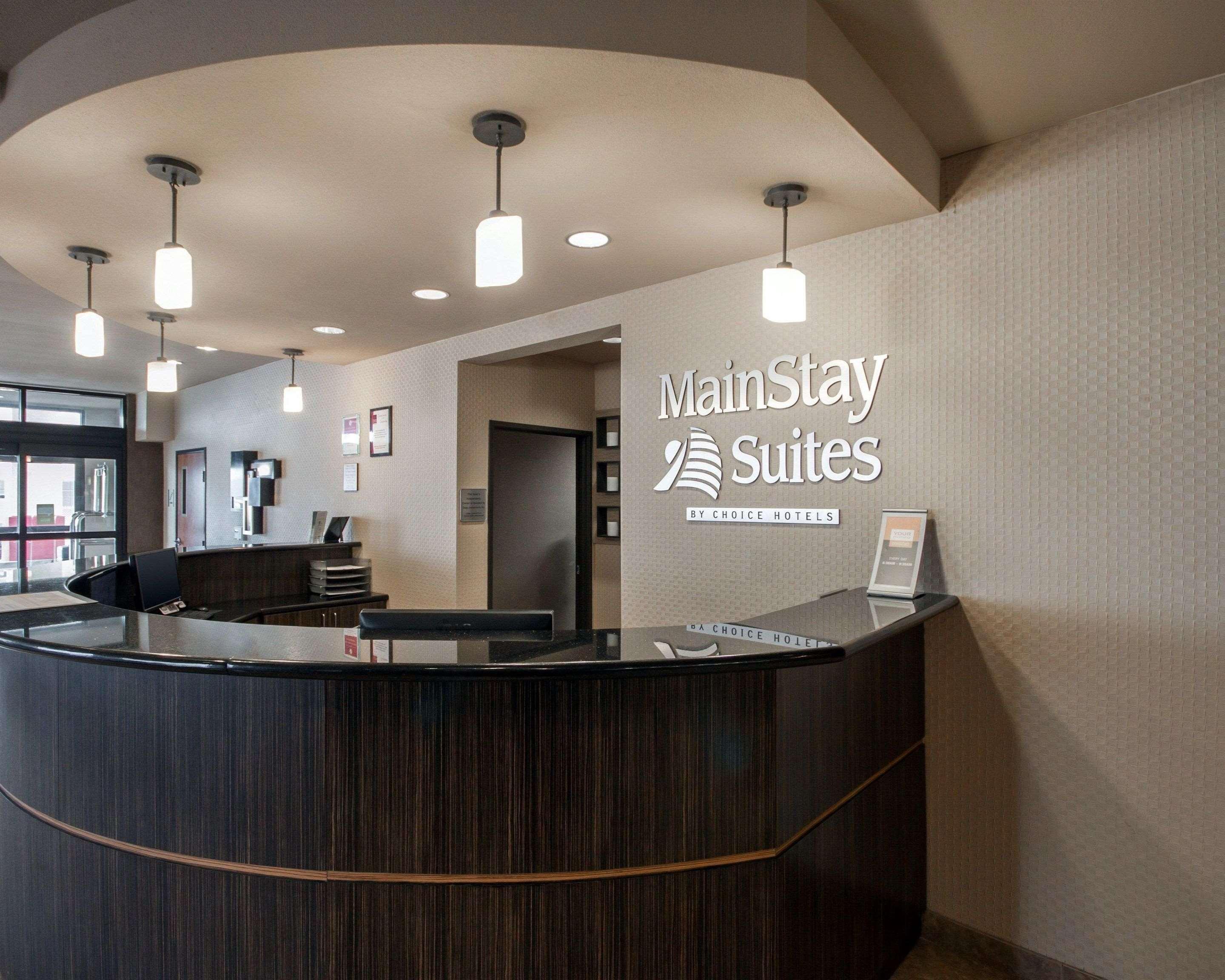 הובס Mainstay Suites מראה חיצוני תמונה