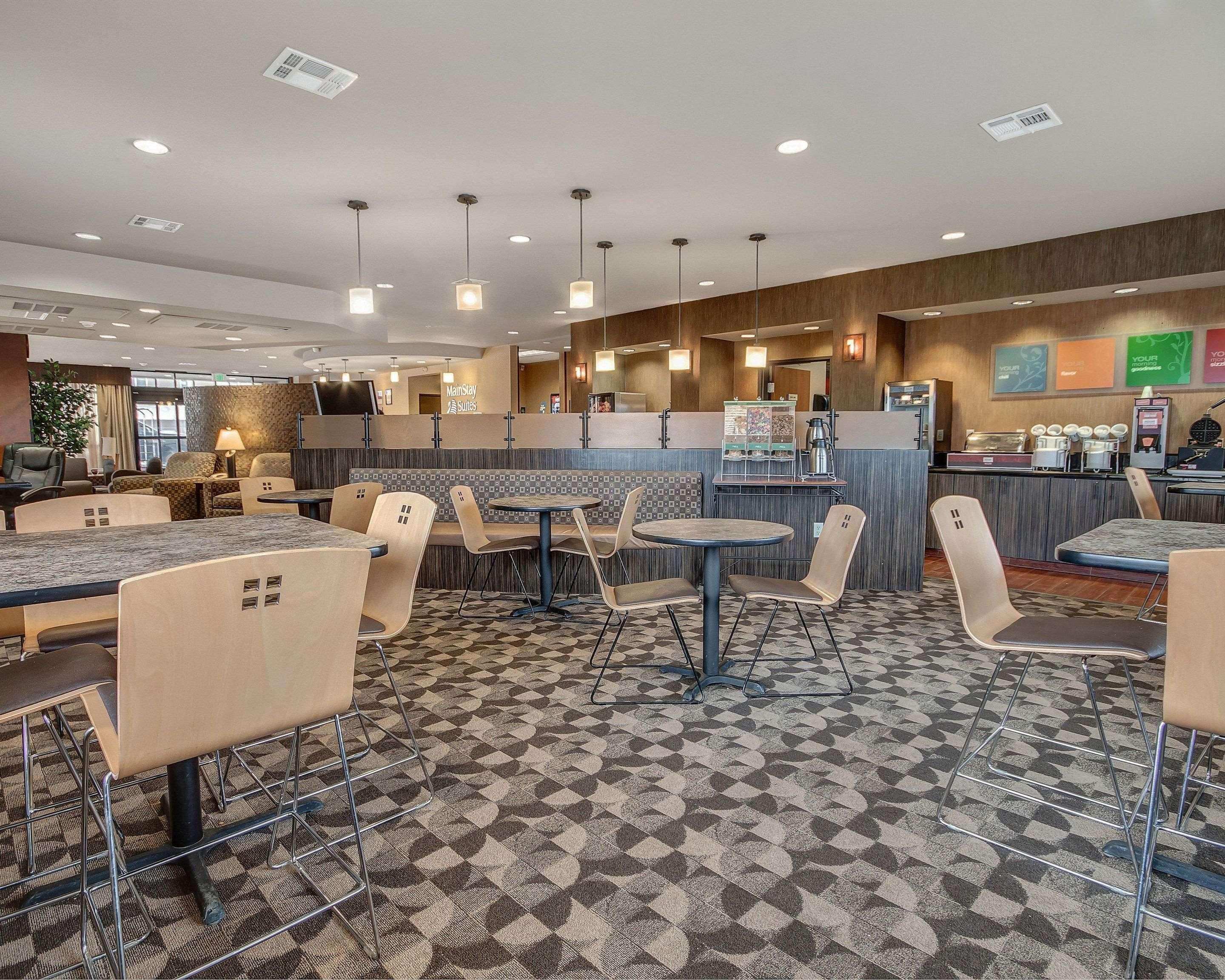 הובס Mainstay Suites מראה חיצוני תמונה