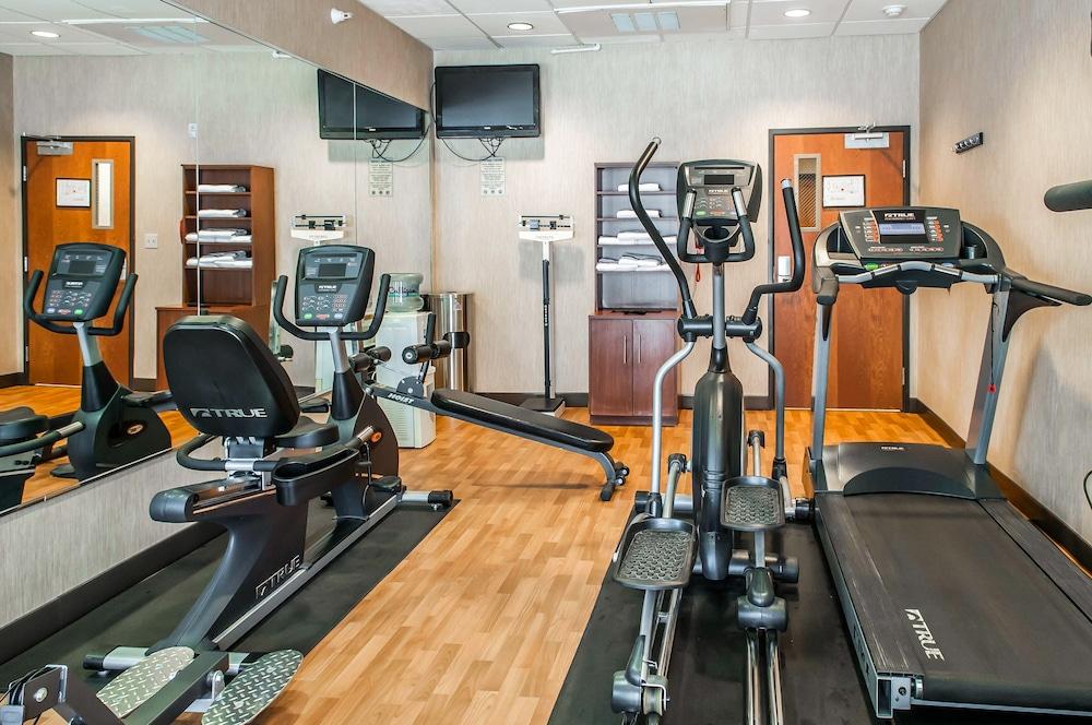 הובס Mainstay Suites מראה חיצוני תמונה